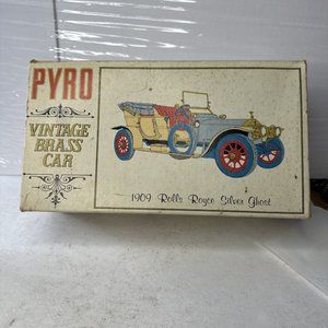 Vintage Pyro 1909 Rolls Royce Silver Ghost 1/32 Model Kit #C456-125